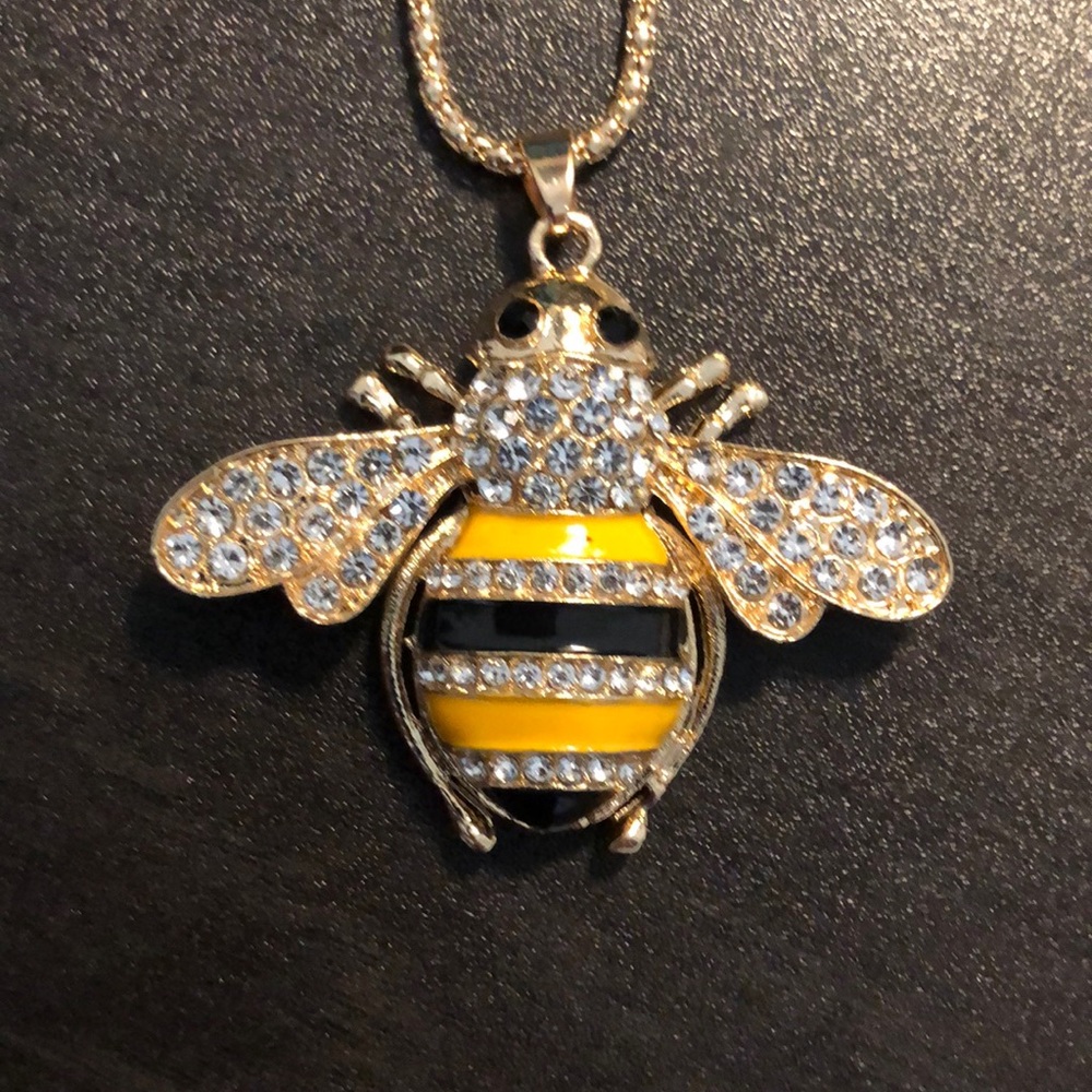 New Betsey Johnson Bumble Bee Necklace NWT
